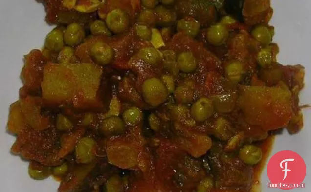 Batata e ervilha Curry