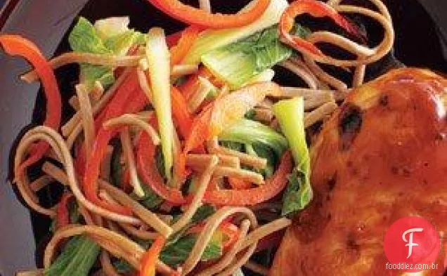 Frango Doce E Picante Com Salada Soba