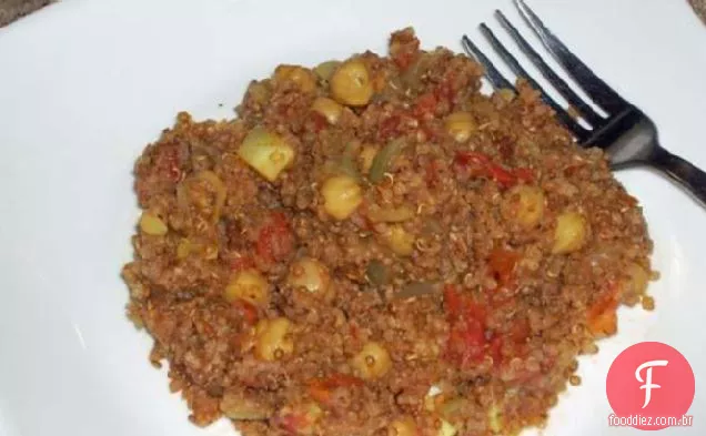 Tomate, grão de bico e Quinoa torrada