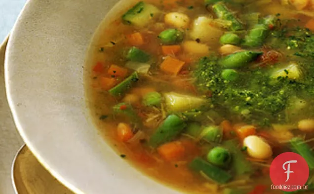 Sopa De Legumes Primavera Com Pesto