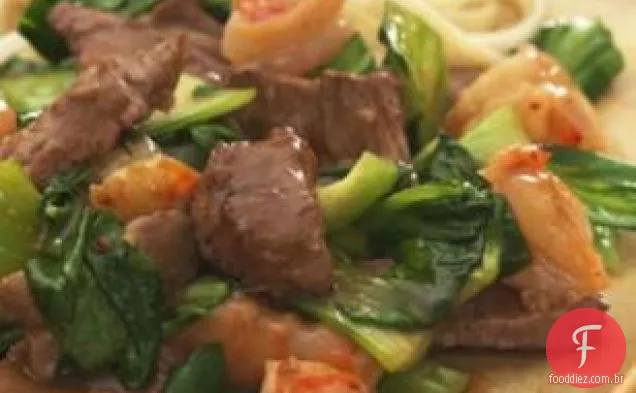 Carne Picante Com Camarão E Bok Choy