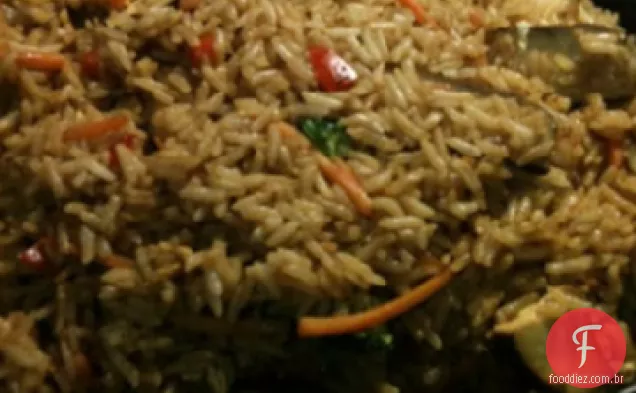 Arroz Frito Com Tofu Com Baixo Teor De Gordura