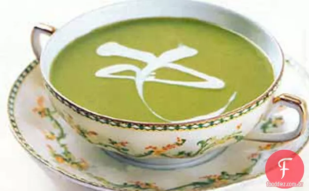 Sopa de ervilha com Crème Fraîche