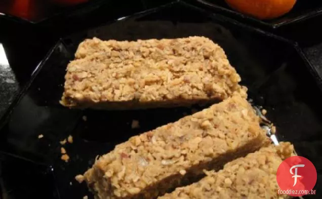 Pão De Grão De Bico Com Avelãs