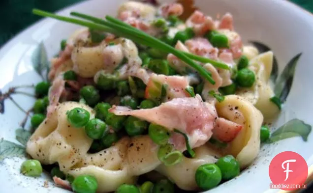 Salada de ervilha e amendoim