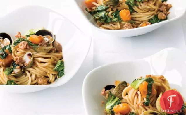 Macarrão chinês com Berbigão e porco