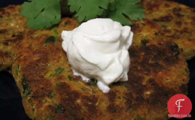 Abobrinha e rissóis de grão de bico (vegetariano também!)
