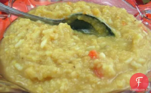 Sopa de ervilha de Kittencal com osso de presunto (panela de barro ou fogão)