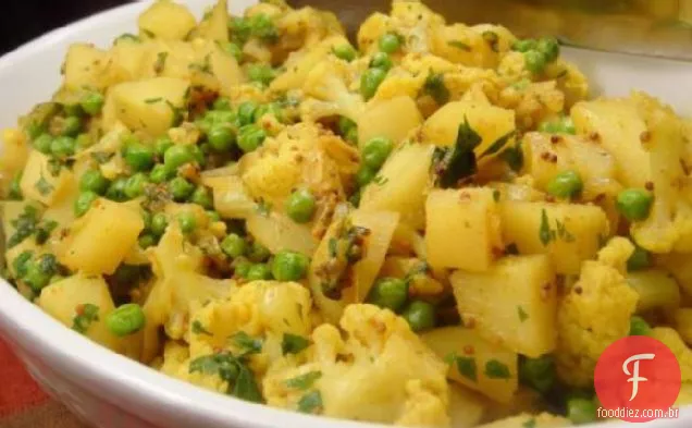 Couve-flor e batatas secas
