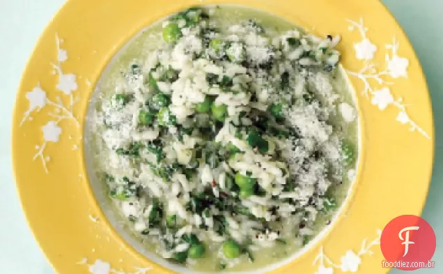 Risoto de espinafre com ervilhas