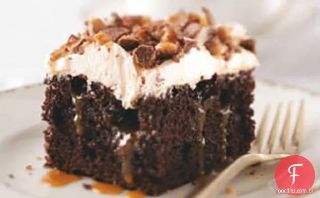 Toffee Poke Cake
