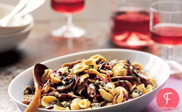 Orecchiette com cogumelos, Radicchio e Gorgonzola