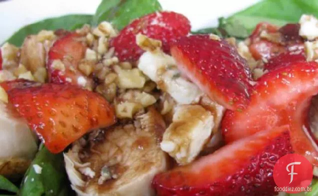 Frango e morango-Salada De Espinafre