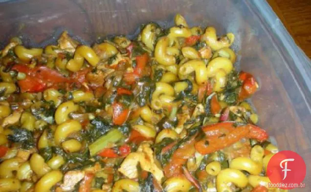 Frango e acelga suíça Fusilli