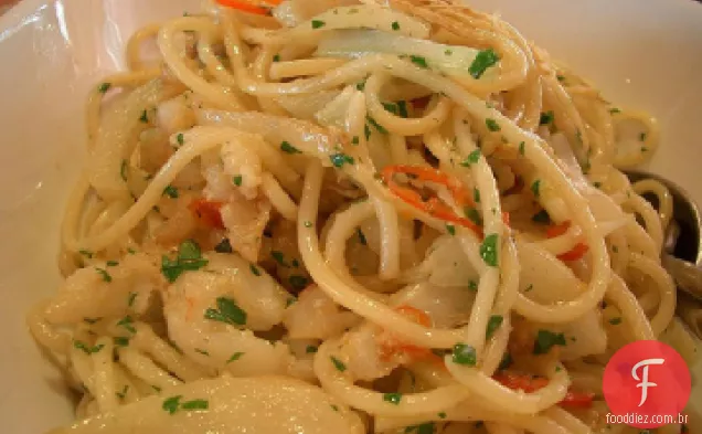 Macarrão com Erva-Doce refogada, acelga e vinagre balsâmico