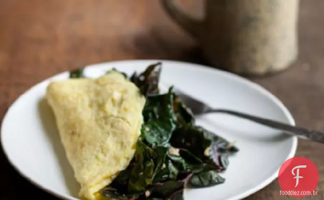 Garlicky Greens e omelete de queijo de cabra