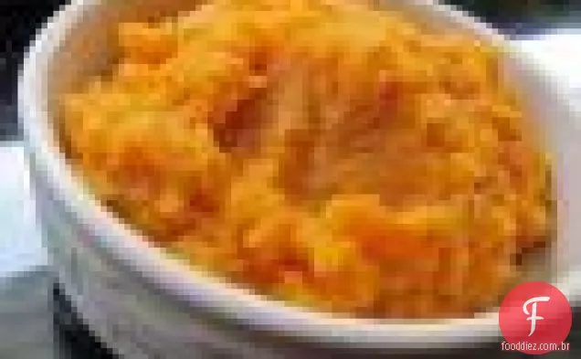Purê de fogueira (batatas, inhame, cebola,nabos, cenoura)
