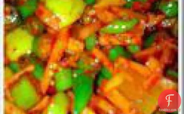 Receita de picles de couve-flor, nabo e cenoura