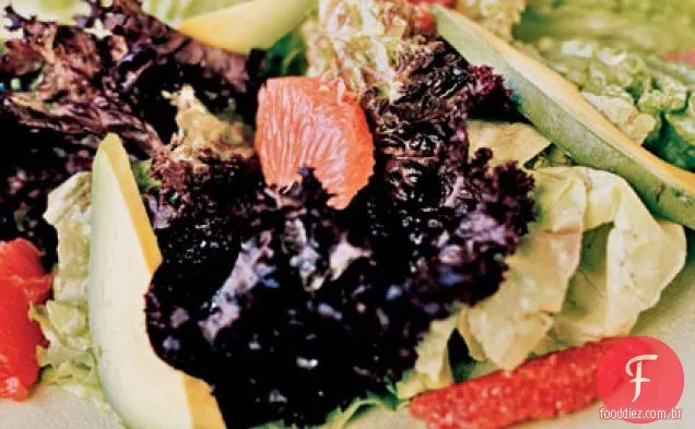 Abacate-Salada cítrica com vinagrete de limão Meyer