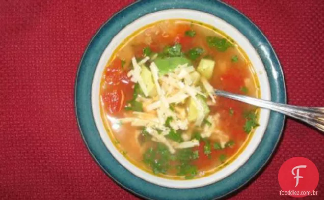 Sopa De Frango Com Tortilla Mexicana