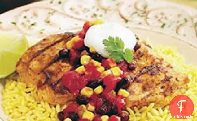 Frango Fiesta com Salsa De Feijão Preto
