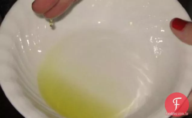 O Melhor Cuidado Com Os Pés (Molho, Massagem)
