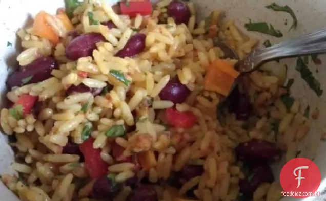 Arroz amarelo Mexicano e Feijão Preto