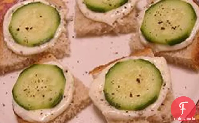 Sanduíches De Pepino Italiano