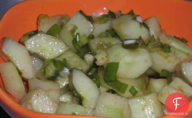 Salada Indonésia De Pepino