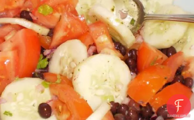 Salada De Pepino, Tomate E Cebola Vermelha