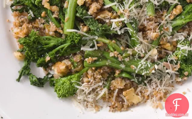 Rabe De Brócolis Com Bulgur E Nozes