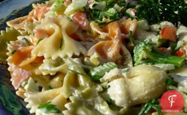 Salada de tomate e hortelã com molho de romã