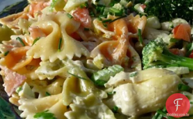 Salada Massa Laço