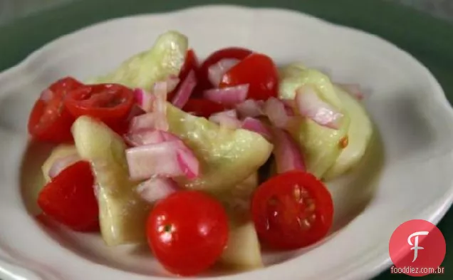 Salada de pepino e tomate