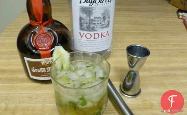 Coquetel de Vodka de pepino, Kumquat e hortelã