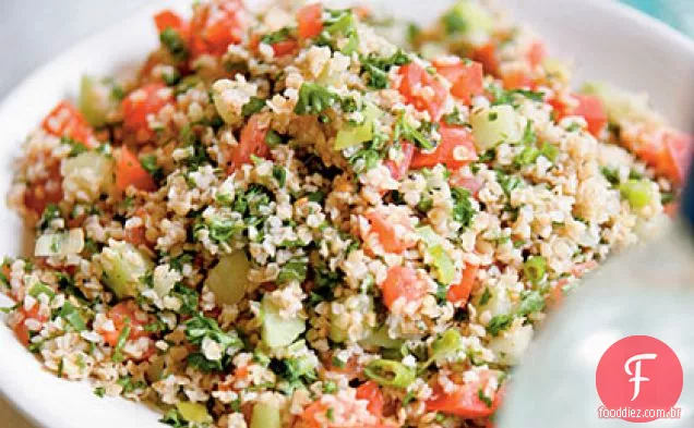 Salada de Bulgur, menta e salsa