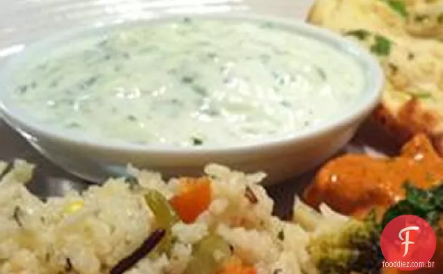 Pepino-Coentro Raita (Iogurte)