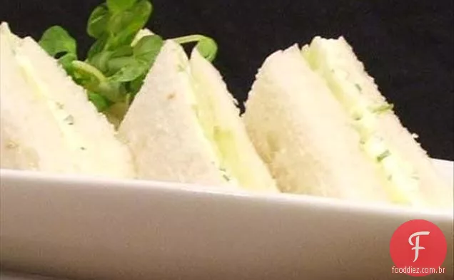 Sanduíches De Chá De Menta De Pepino