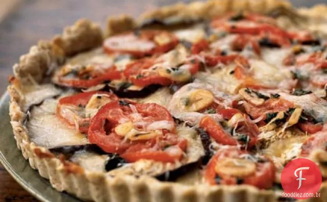 Berinjela, tomate e Torta de mussarela defumada