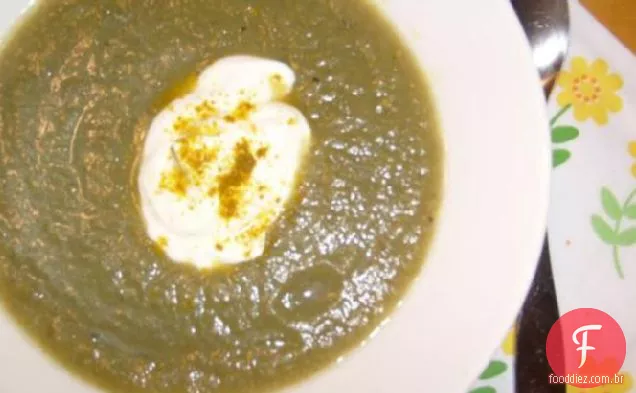 Sopa De Berinjela Com Curry