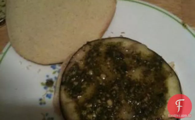 Berinjela De Queijo (Beringela) Pesto Pilhas