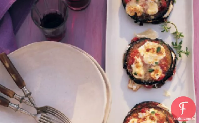Pilhas De Parmesão De Berinjela