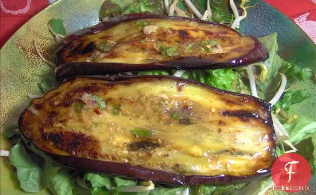 Salada De Berinjela Com Molho De Gengibre Miso