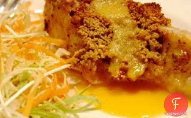 Macadâmia-Robalo com molho de Creme De Manga