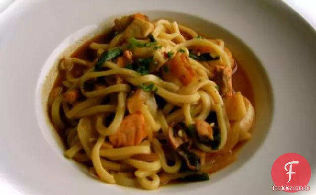 Yabbie ou Lagostim Fettuccine