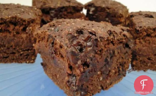 Vegan Cocoa Tofu Brownies (Saudável)
