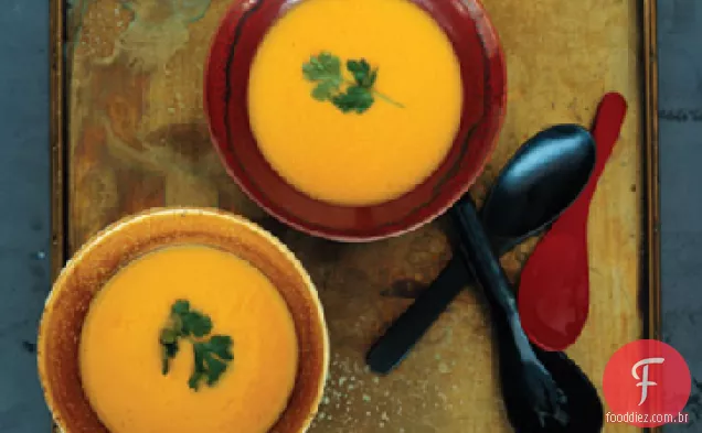 Sopa de abóbora, milho e capim-limão