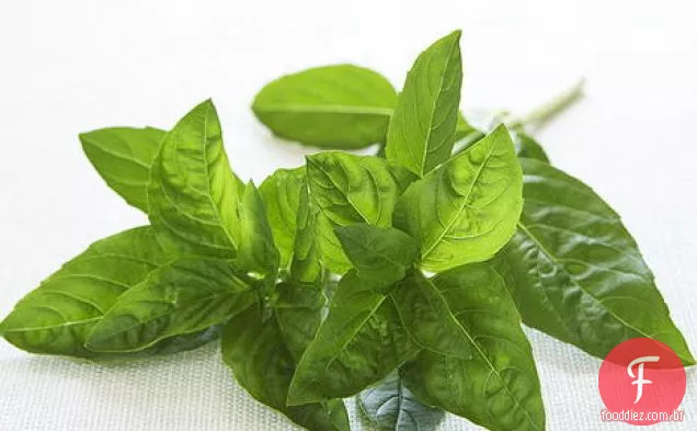 Baixo preto com pesto estilo Siciliano