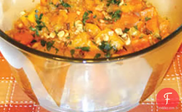 Abóbora com cebola e noz-pecã