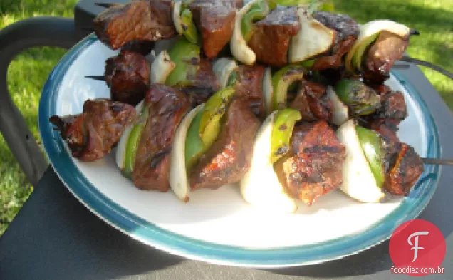 Cabobs De Carne Marinada